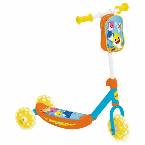 Scooter my 1 St Baby Shark 3 wheels
